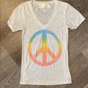 V neck Peace sign t-shirt S